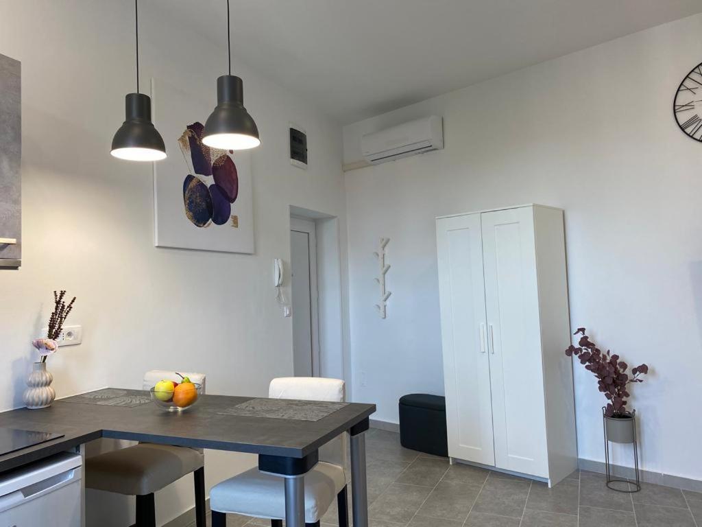 City Vibes Apartment Pula Zewnętrze zdjęcie
